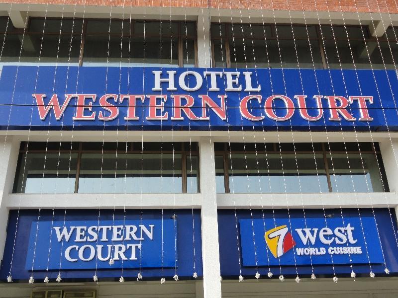 Western Court Чандигарх Экстерьер фото